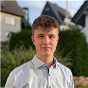 Online Mathe-Nachhilfe auf Augenhöhe mit Student